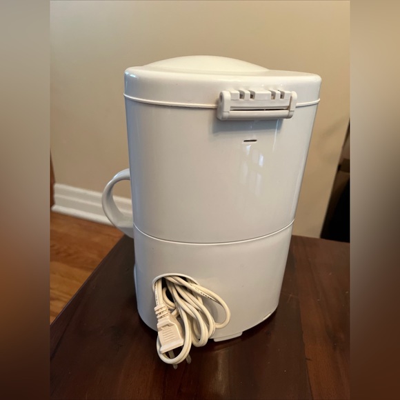 Betty Crocker Kitchen Betty Crocker Automatic 4 Cup Filtered Drip